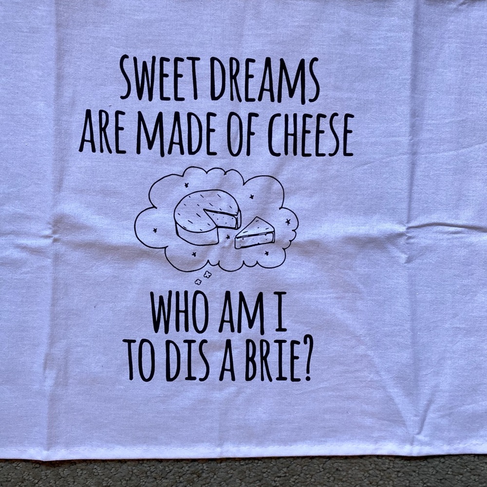 (NWT) Great gift for cheese lovers! 🧀 Kitchen towel/cloth.